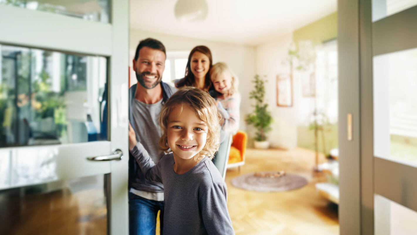 Familie i hus